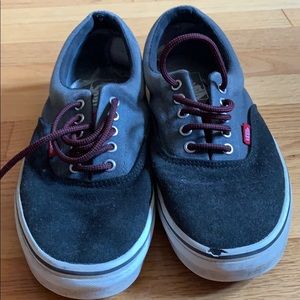 VANS Classic Slip On Marvel Black Widow Shoes Women s Size 7 mens 5 5 192360440432 eBay VANS Classic Slip On Marvel Black Widow Shoes Women s Size 7 mens 5 5 192360440432 eBay